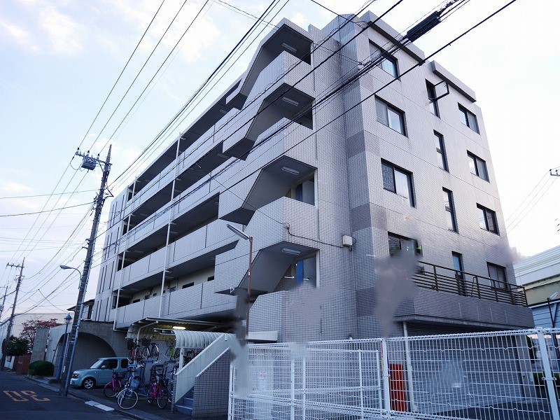 オーネスト 外観