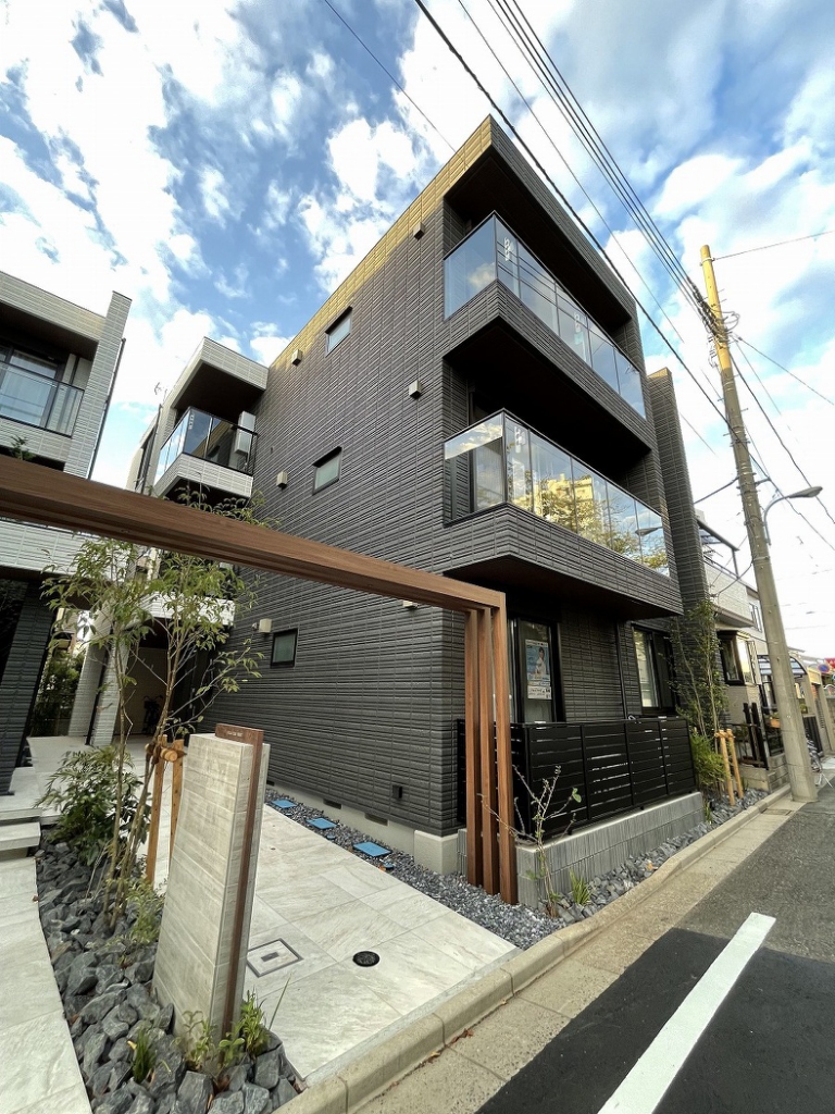 Ｖｉｌｌａ　桜樹　Ｅａｓｔ 外観